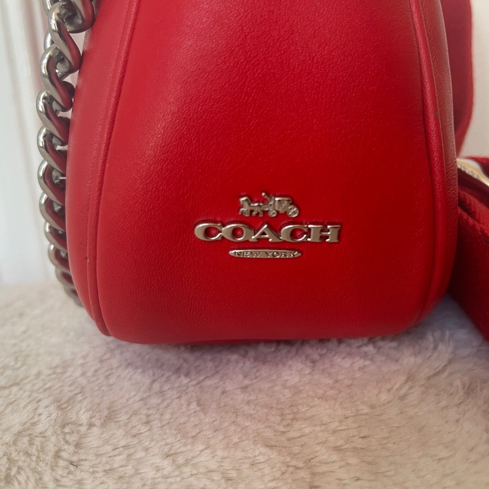 Coach Teri Shoulder Bag With Signature Quilting EUC - Picture 3 of 14